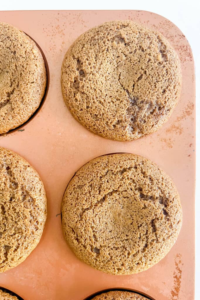 Baked gingerbread cupcakes. 