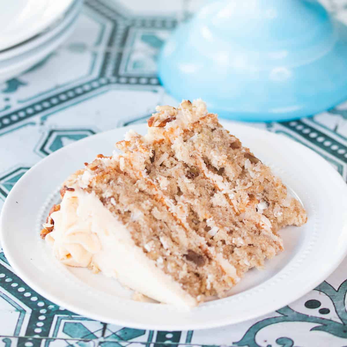 Bakery-Style Old-Fashioned Banana Layer Cake with Cream Cheese Frosting -  Amycakes Bakes